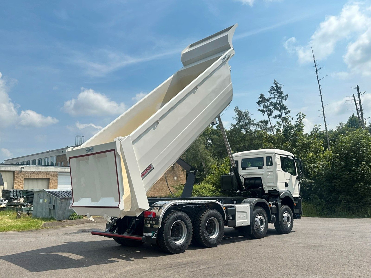 Самосвал камион MAN TGS 41.440 8x4 EuromixMTP Mulden-Kipper: снимка 17