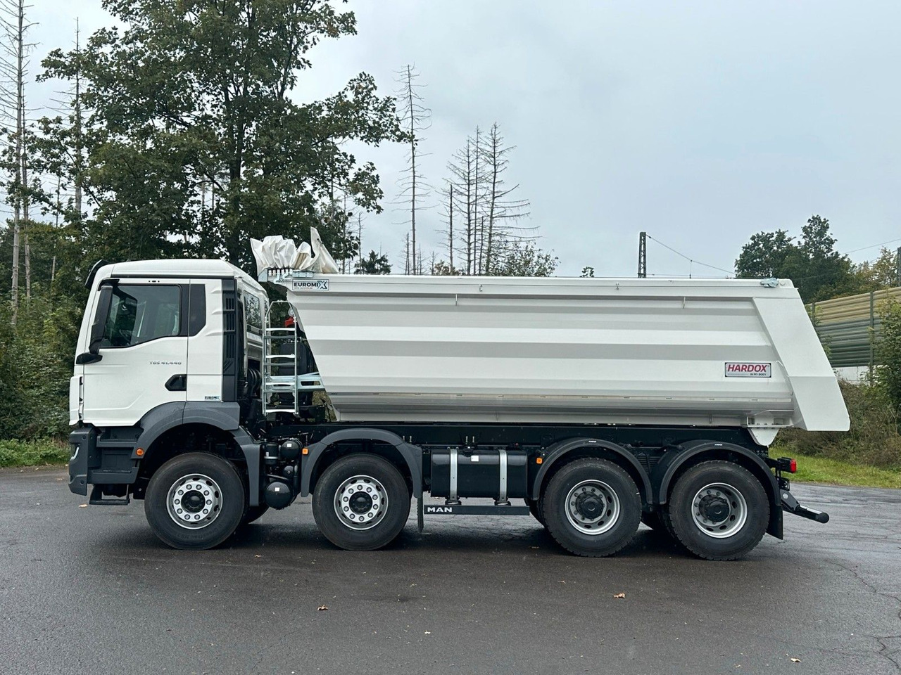 MAN TGS 41.440 BB 8X4 Euromix Mulden Kipper HARDOX - Самосвал камион: снимка 3 MAN TGS 41.440 BB 8X4 Euromix Mulden Kipper HARDOX - Самосвал камион: снимка 3