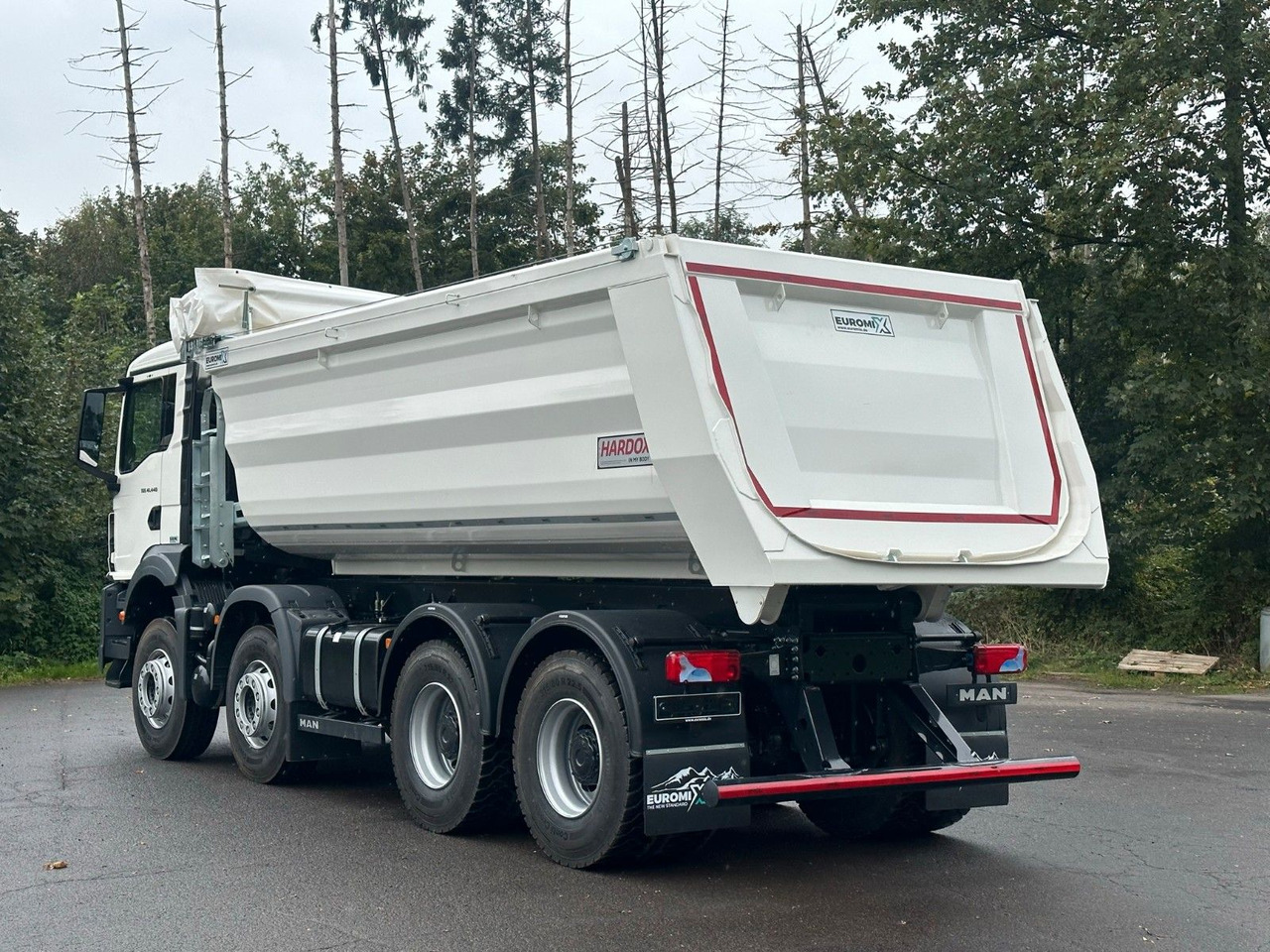 MAN TGS 41.440 BB 8X4 Euromix Mulden Kipper HARDOX - Самосвал камион: снимка 4 MAN TGS 41.440 BB 8X4 Euromix Mulden Kipper HARDOX - Самосвал камион: снимка 4