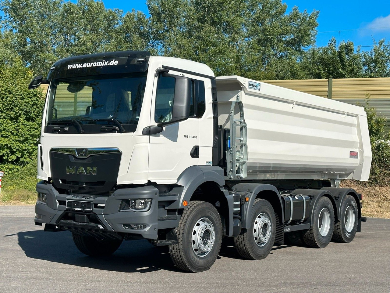 MAN TGS 41.480 BB 8X4 Euromix Mulden Kipper HARDOX - Самосвал камион: снимка 2 MAN TGS 41.480 BB 8X4 Euromix Mulden Kipper HARDOX - Самосвал камион: снимка 2
