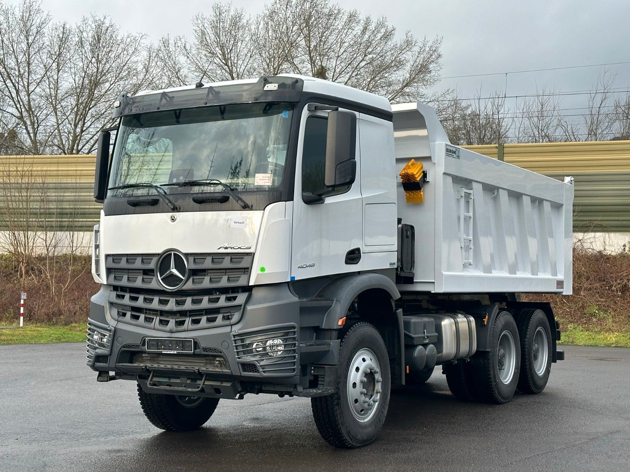 Mercedes-Benz 4048 6X4 Arcos 5 EuromixMTP Dumper Kipper - Самосвал камион: снимка 3 Mercedes-Benz 4048 6X4 Arcos 5 EuromixMTP Dumper Kipper - Самосвал камион: снимка 3