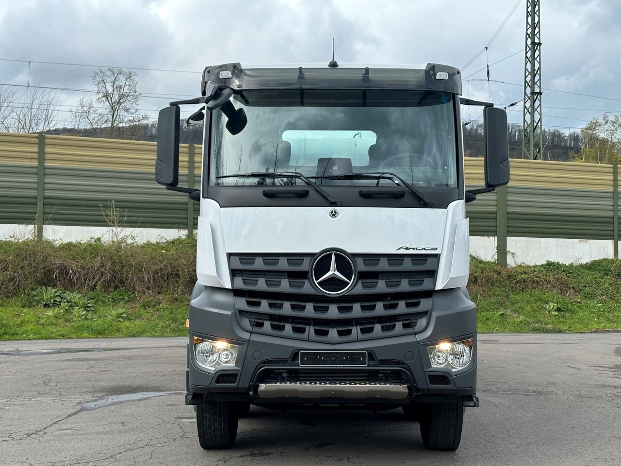 Mercedes-Benz 4145 8X4 EuromixMTP EM 10 Fahrmischer - Бетоновоз: снимка 2 Mercedes-Benz 4145 8X4 EuromixMTP EM 10 Fahrmischer - Бетоновоз: снимка 2