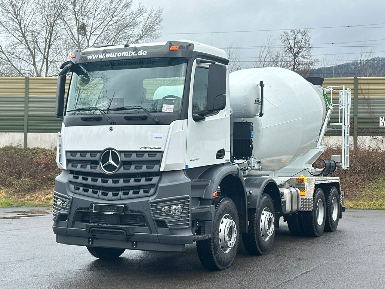 Mercedes-Benz AROCS 5 4242 8x4 Euro5 EuromixMTP EM 12m R - Бетоновоз: снимка 2 Mercedes-Benz AROCS 5 4242 8x4 Euro5 EuromixMTP EM 12m R - Бетоновоз: снимка 2