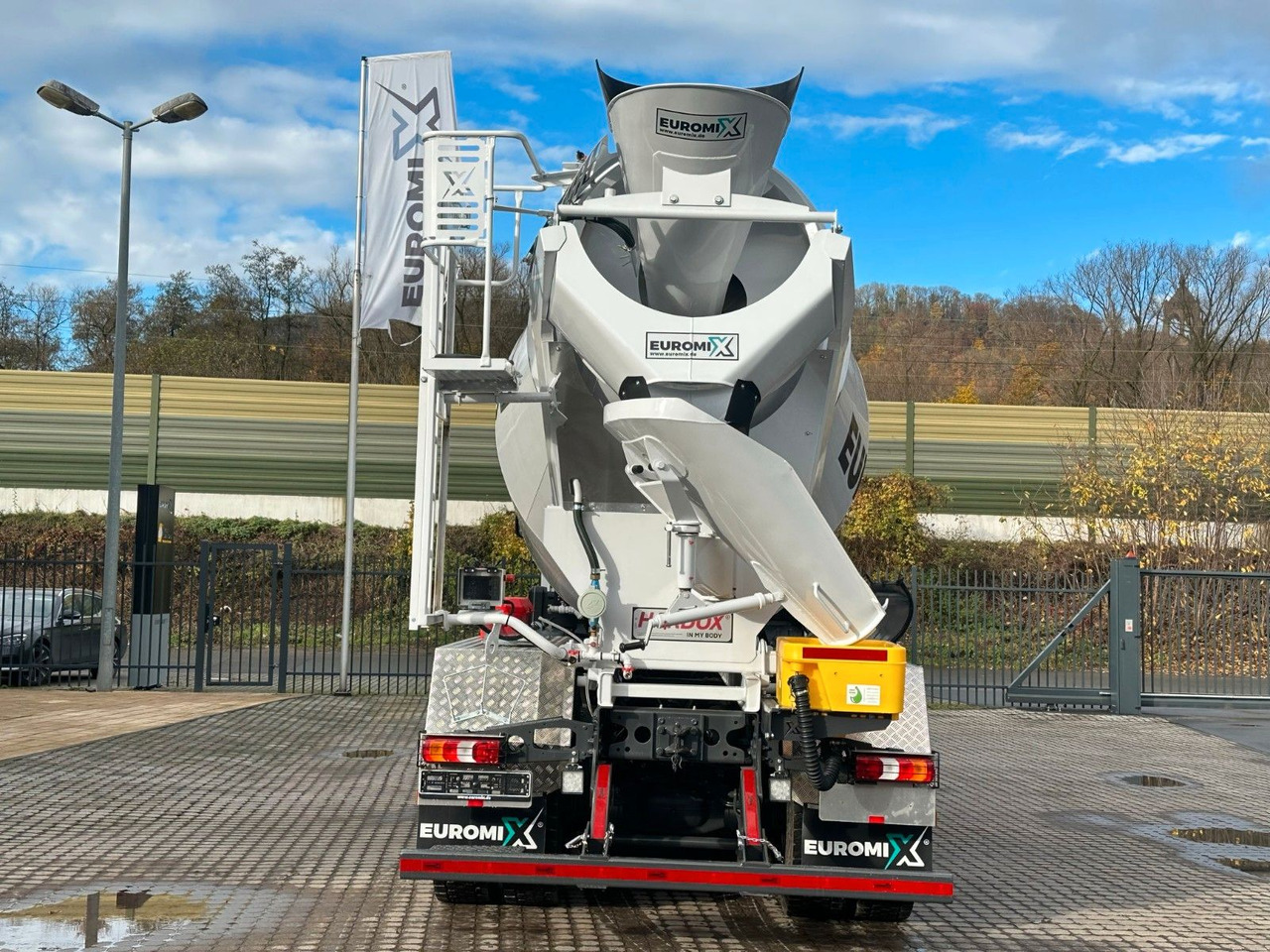 Mercedes-Benz Arocs 5 3540 8x4 EURO 6e EuromixMTP EM 9 L - Бетоновоз: снимка 5 Mercedes-Benz Arocs 5 3540 8x4 EURO 6e EuromixMTP EM 9 L - Бетоновоз: снимка 5