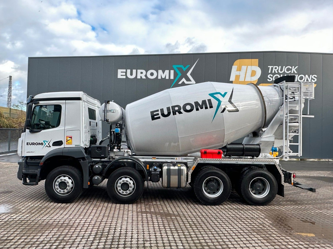 Mercedes-Benz Arocs 5 3540 8x4 EURO 6e EuromixMTP EM 9 L - Бетоновоз: снимка 3 Mercedes-Benz Arocs 5 3540 8x4 EURO 6e EuromixMTP EM 9 L - Бетоновоз: снимка 3