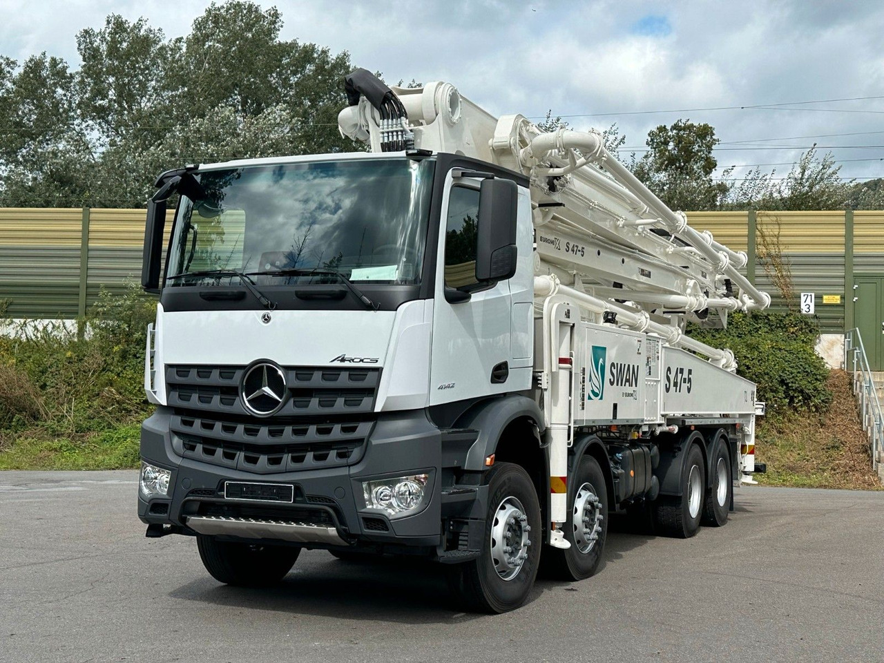 Mercedes-Benz Arocs 5 4142 8x4 SWAN TSP 47-5 160RZ ( 47m ) - Бетон помпа: снимка 2 Mercedes-Benz Arocs 5 4142 8x4 SWAN TSP 47-5 160RZ ( 47m ) - Бетон помпа: снимка 2