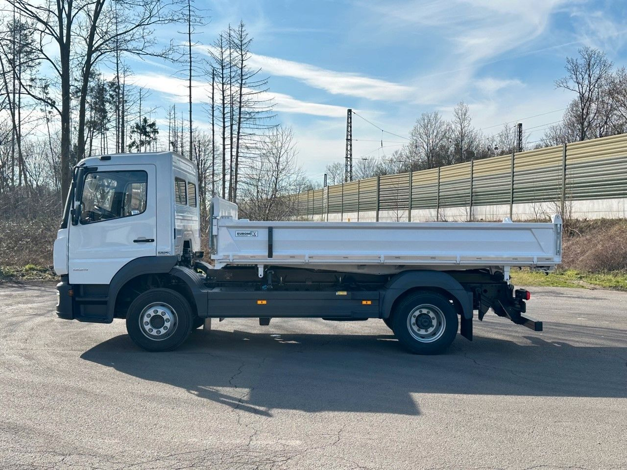 Mercedes-Benz Atego 1224 K EuromixMTP 3-Seiten-Kipper - Самосвал камион: снимка 4 Mercedes-Benz Atego 1224 K EuromixMTP 3-Seiten-Kipper - Самосвал камион: снимка 4