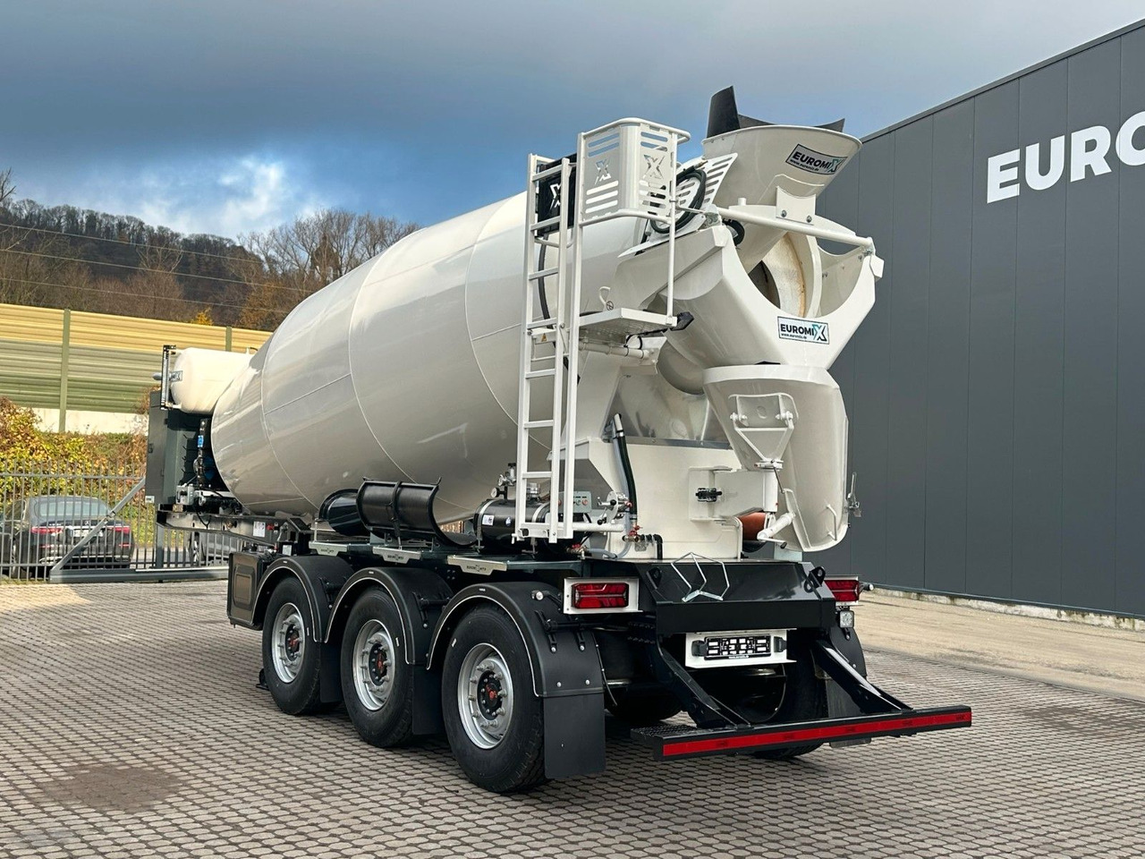 EUROMIX MTP - 12m³ Betonmischer-Auflieger - Полуремарке: снимка 5 EUROMIX MTP - 12m³ Betonmischer-Auflieger - Полуремарке: снимка 5