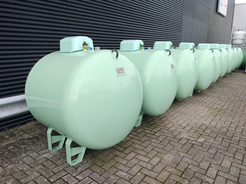 De Visser Propaan/Butaan LPG Tank 1600 L (0.8 ton) Gastank - Gas, Gaz, LPG, GPL, Propane, Butane tanks aboveground Ø 1250mm including tank fittings Tanks are built according to DIN EN 12542, with high quality steel. - Резервоар за гориво за Камион: снимка 2 De Visser Propaan/Butaan LPG Tank 1600 L (0.8 ton) Gastank - Gas, Gaz, LPG, GPL, Propane, Butane tanks aboveground Ø 1250mm including tank fittings Tanks are built according to DIN EN 12542, with high quality steel. - Резервоар за гориво за Камион: снимка 2