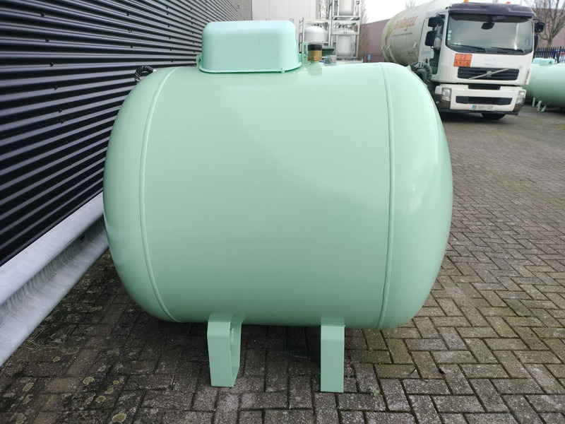 De Visser Propaan/Butaan LPG Tank 1600 L (0.8 ton) Gastank - Gas, Gaz, LPG, GPL, Propane, Butane tanks aboveground Ø 1250mm including tank fittings Tanks are built according to DIN EN 12542, with high quality steel. - Резервоар за гориво за Камион: снимка 1 De Visser Propaan/Butaan LPG Tank 1600 L (0.8 ton) Gastank - Gas, Gaz, LPG, GPL, Propane, Butane tanks aboveground Ø 1250mm including tank fittings Tanks are built according to DIN EN 12542, with high quality steel. - Резервоар за гориво за Камион: снимка 1