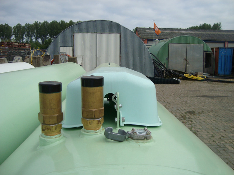 De Visser Propaan/Butaan LPG tank 9100 L gastank Propaan/Butaan LPG tank 9100 L (4,55 ton) Gastank Ø 1250 including tank fittings ID 11.10 L: 7790mm, 1350kg option of heating spiral - Резервоар за гориво за Камион: снимка 3 De Visser Propaan/Butaan LPG tank 9100 L gastank Propaan/Butaan LPG tank 9100 L (4,55 ton) Gastank Ø 1250 including tank fittings ID 11.10 L: 7790mm, 1350kg option of heating spiral - Резервоар за гориво за Камион: снимка 3