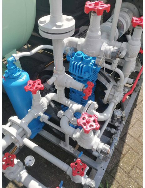 LPG Mobile Intervention 990L tank Unit Gas, Lpg, Gpl, Gaz, Propane, Butane including compressor and hoses - Резервоар за гориво за Камион: снимка 2 LPG Mobile Intervention 990L tank Unit Gas, Lpg, Gpl, Gaz, Propane, Butane including compressor and hoses - Резервоар за гориво за Камион: снимка 2