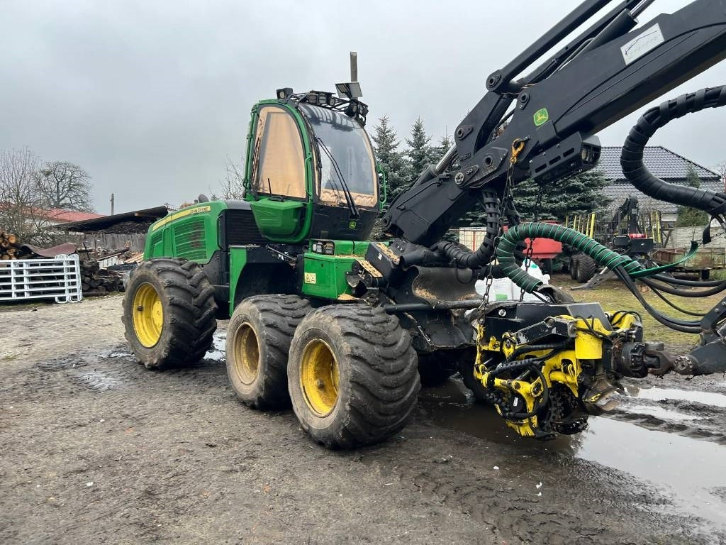 John Deere 1170 E - Харвестер: снимка 1 John Deere 1170 E - Харвестер: снимка 1