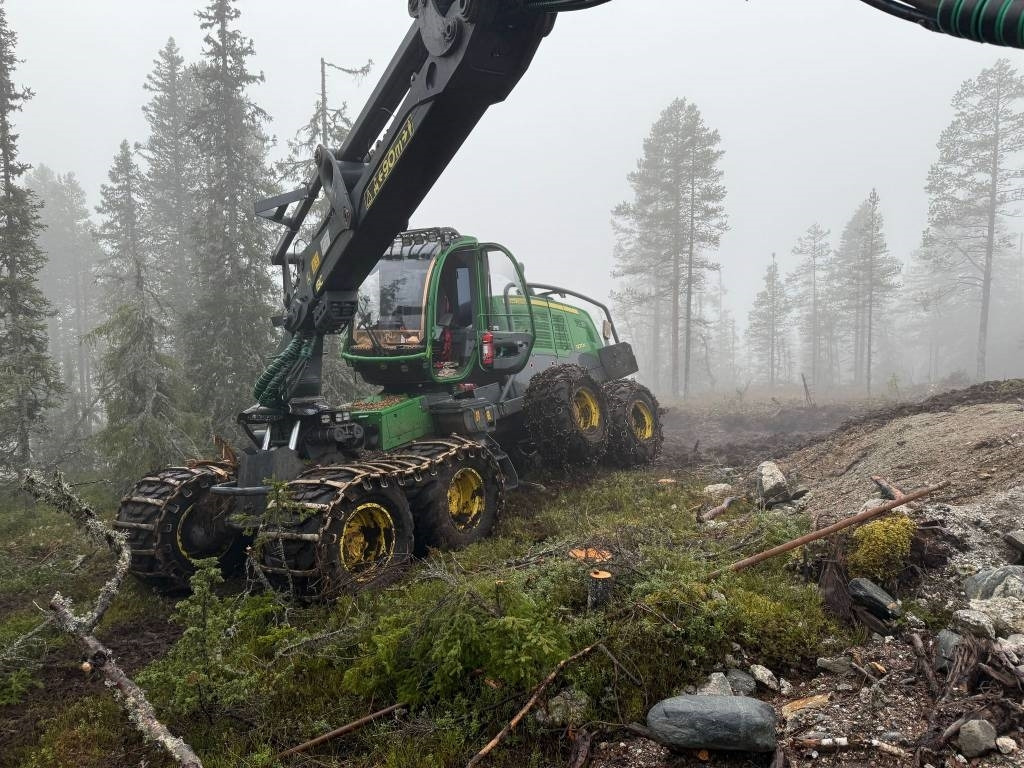 John Deere 1270 G - Харвестер: снимка 5 John Deere 1270 G - Харвестер: снимка 5