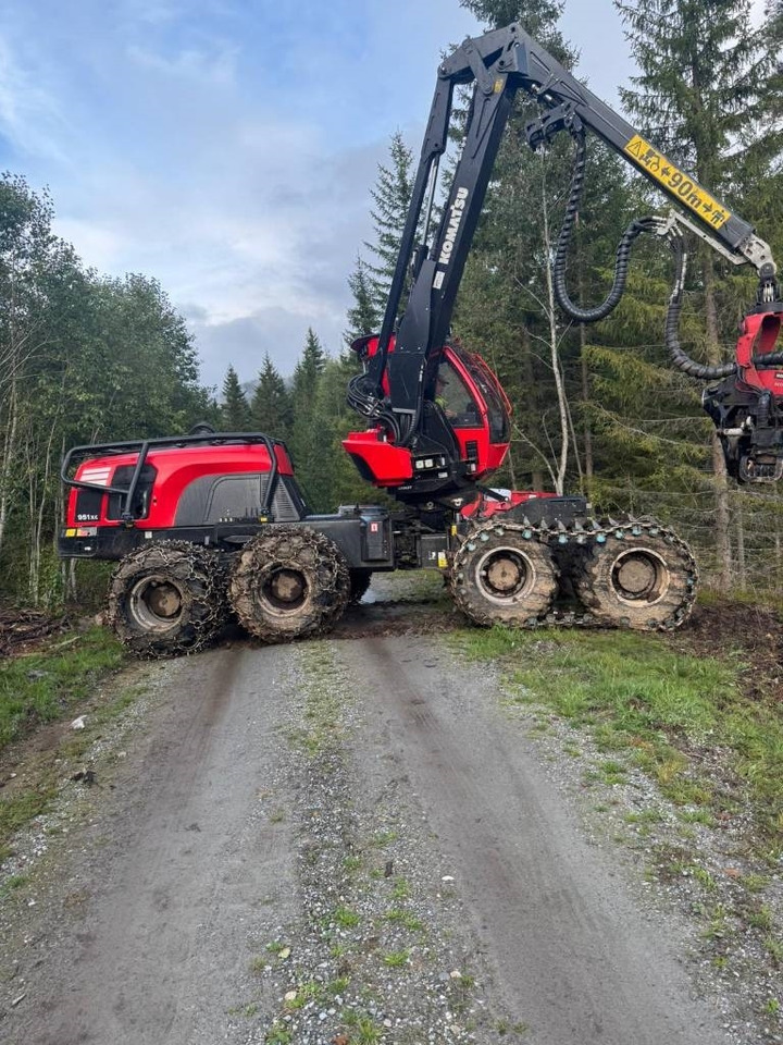 Komatsu 951 XC - Харвестер: снимка 3 Komatsu 951 XC - Харвестер: снимка 3