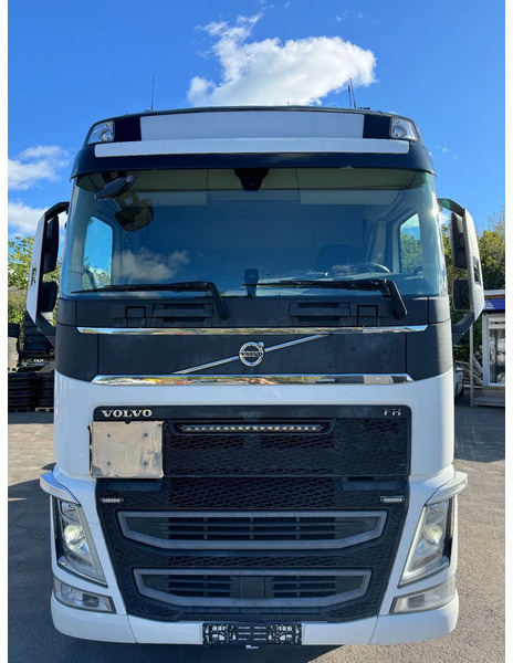 Volvo FH 540 8x2*4, ADR, Euro 6, Chassi (former Tank-truck), 2018 - Шаси кабина: снимка 2 Volvo FH 540 8x2*4, ADR, Euro 6, Chassi (former Tank-truck), 2018 - Шаси кабина: снимка 2