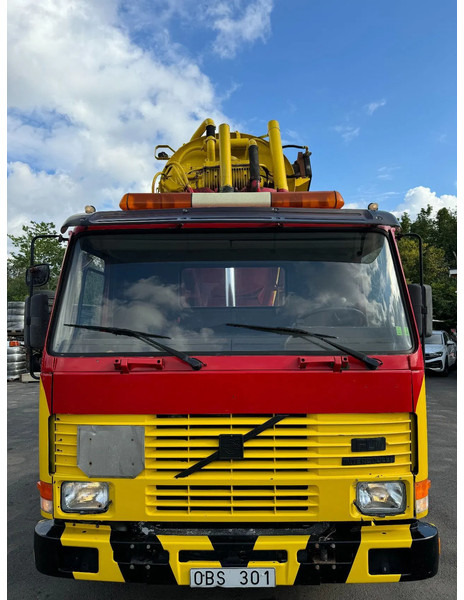 Volvo FL 10.320 4x2, Tipper 12m3 Sludge & Flushing Truck, with remote control, YM: 1990 - Каналопочистваща машина: снимка 2 Volvo FL 10.320 4x2, Tipper 12m3 Sludge & Flushing Truck, with remote control, YM: 1990 - Каналопочистваща машина: снимка 2