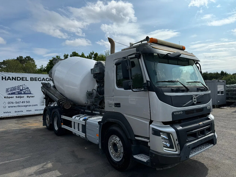 Volvo FMX 370 6x2*4, Mixer + Hydraulic-slide, 2015 - Бетоновоз: снимка 1 Volvo FMX 370 6x2*4, Mixer + Hydraulic-slide, 2015 - Бетоновоз: снимка 1