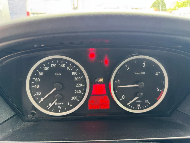 Лек автомобил BMW 5 Serie **520D TOURING-EURO 4**: снимка 11