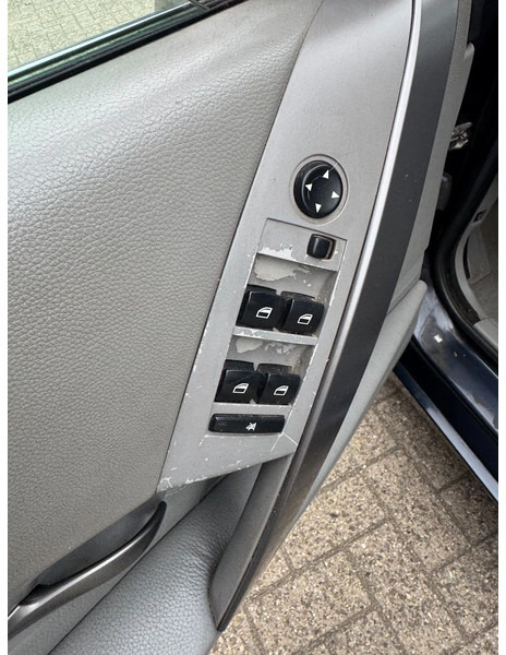 Лек автомобил BMW 5 Serie **520D TOURING-EURO 4**: снимка 10