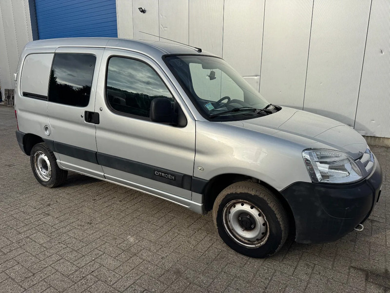 Citroën Berlingo **AIRCO-EURO4** - Малък ван: снимка 3 Citroën Berlingo **AIRCO-EURO4** - Малък ван: снимка 3