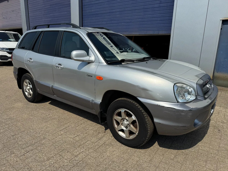 Hyundai Santa Fe **97000KM ONLY** - Джип: снимка 3 Hyundai Santa Fe **97000KM ONLY** - Джип: снимка 3
