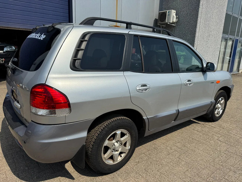 Hyundai Santa Fe **97000KM ONLY** - Джип: снимка 4 Hyundai Santa Fe **97000KM ONLY** - Джип: снимка 4