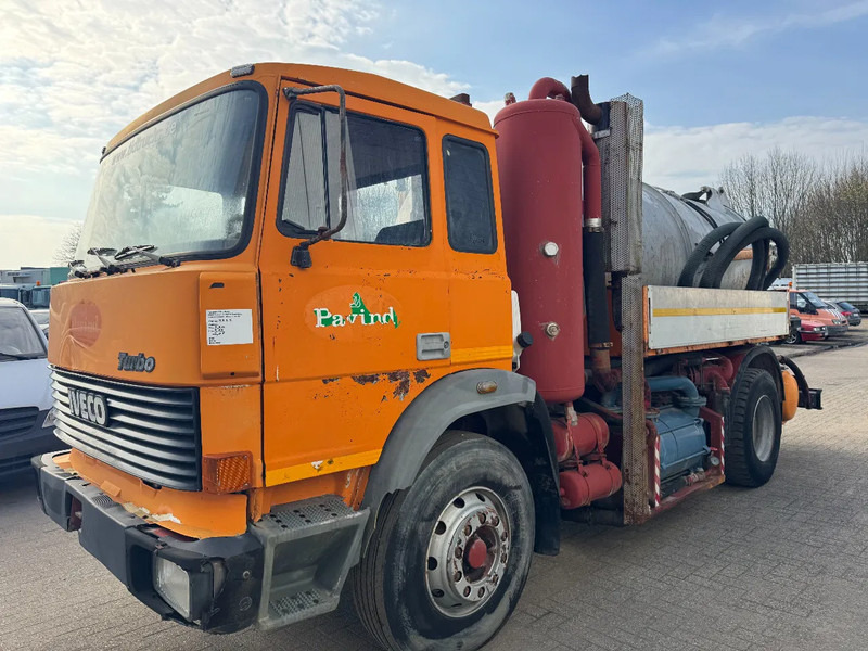 Iveco Turbotech **VACUMTRUCK-HYDROCUREUR** - Каналопочистваща машина: снимка 3 Iveco Turbotech **VACUMTRUCK-HYDROCUREUR** - Каналопочистваща машина: снимка 3