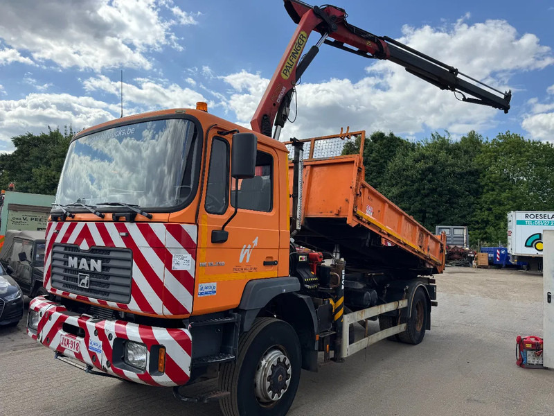 MAN ME 18.250 4X4 **4X4-TIPPER+PALFINGER PK7501-BELGIAN TRUCK** - Самосвал камион, Камион с кран: снимка 2 MAN ME 18.250 4X4 **4X4-TIPPER+PALFINGER PK7501-BELGIAN TRUCK** - Самосвал камион, Камион с кран: снимка 2