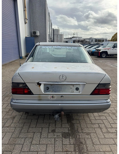 Mercedes-Benz 200-serie **W124-BELGIAN CAR** - Седан: снимка 5 Mercedes-Benz 200-serie **W124-BELGIAN CAR** - Седан: снимка 5