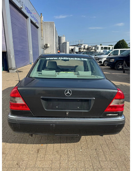 Mercedes-Benz C-Klasse **C220DIESEL-BELGIANCAR** - Седан: снимка 5 Mercedes-Benz C-Klasse **C220DIESEL-BELGIANCAR** - Седан: снимка 5