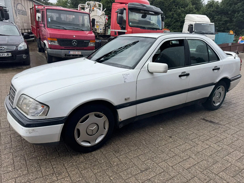 Mercedes-Benz C-Klasse **C250DIESEL** - Седан: снимка 1 Mercedes-Benz C-Klasse **C250DIESEL** - Седан: снимка 1