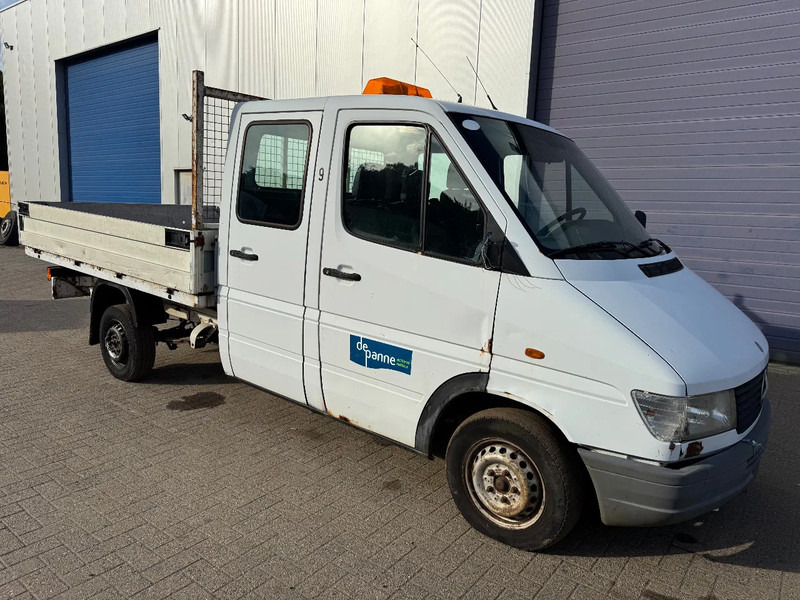 Mercedes-Benz Sprinter **212D-5CYL-BELGIAN VAN-AIRCO** - Бордови бус, Бус с двойна кабина: снимка 3 Mercedes-Benz Sprinter **212D-5CYL-BELGIAN VAN-AIRCO** - Бордови бус, Бус с двойна кабина: снимка 3