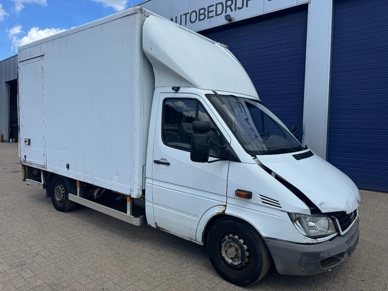 Mercedes-Benz Sprinter 313 **BOX+LIFT** - Лекотоварен автомобил фургон: снимка 3 Mercedes-Benz Sprinter 313 **BOX+LIFT** - Лекотоварен автомобил фургон: снимка 3