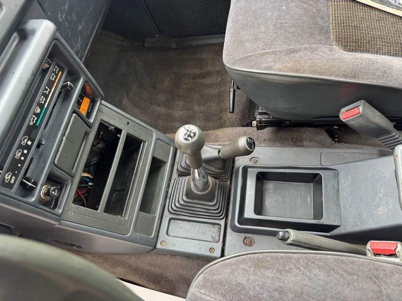 Лек автомобил Mitsubishi Pajero **LONG CHASSIS-7SEATS-DIESEL**: снимка 15