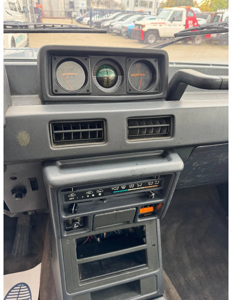 Лек автомобил Mitsubishi Pajero **LONG CHASSIS-7SEATS-DIESEL**: снимка 14