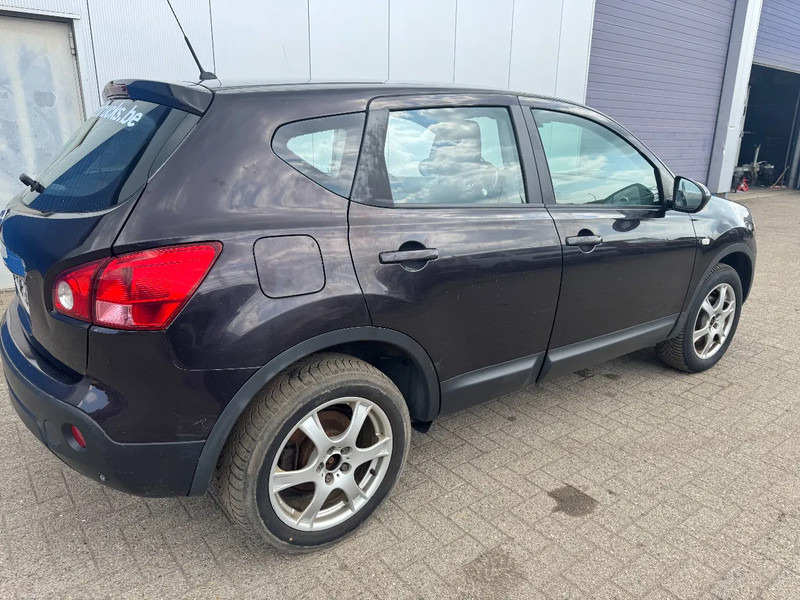 Nissan QASHQAI **DIESEL-AIRCO** - Джип: снимка 4 Nissan QASHQAI **DIESEL-AIRCO** - Джип: снимка 4