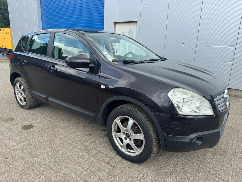 Nissan QASHQAI **DIESEL-AIRCO** - Джип: снимка 3 Nissan QASHQAI **DIESEL-AIRCO** - Джип: снимка 3