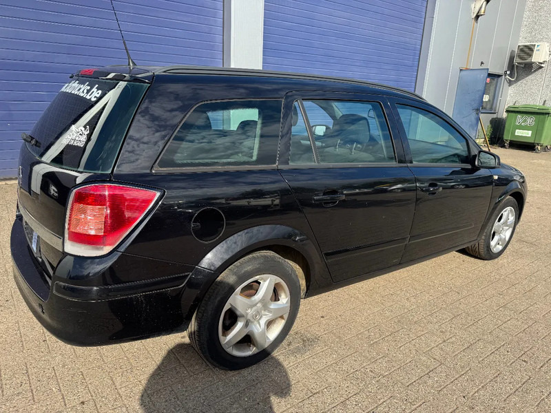 Opel Astra **1700CDTI-AIRCO-EURO 4** - Комби: снимка 4 Opel Astra **1700CDTI-AIRCO-EURO 4** - Комби: снимка 4