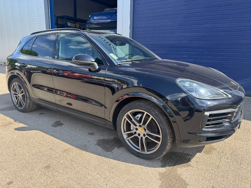 Porsche Cayenne **HYBRIDE+BENZINE-3.0V6-1st OWNER-EURO6B** - Лек автомобил: снимка 3 Porsche Cayenne **HYBRIDE+BENZINE-3.0V6-1st OWNER-EURO6B** - Лек автомобил: снимка 3
