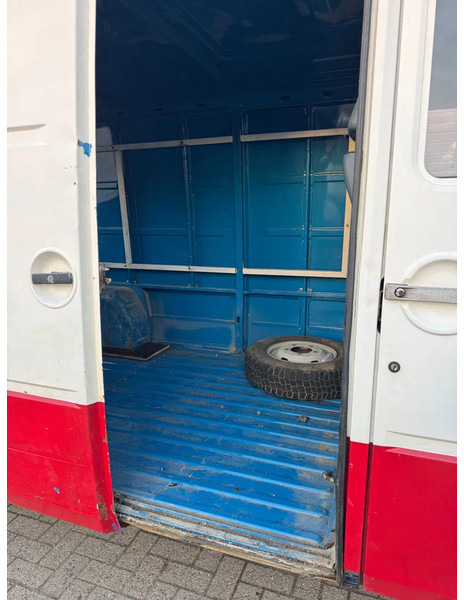 Renault Master **T35D-CAMIONETTE FRANCAIS** - Товарен бус: снимка 4 Renault Master **T35D-CAMIONETTE FRANCAIS** - Товарен бус: снимка 4