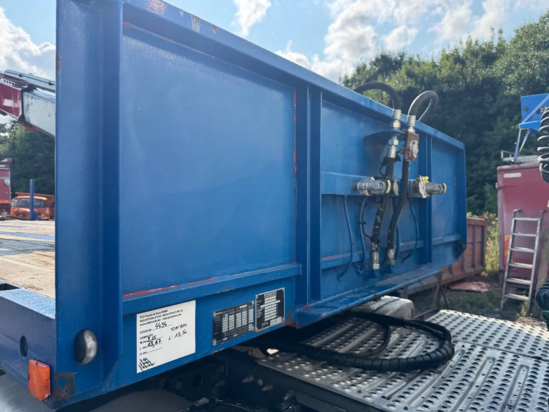 Renders **CRANE PALFINGER PK4500A-STEERING AXXLE** - Бордово полуремарке/ Платформа: снимка 4 Renders **CRANE PALFINGER PK4500A-STEERING AXXLE** - Бордово полуремарке/ Платформа: снимка 4