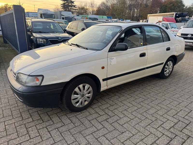 Toyota Carina E **1600XLI-VERRY CLEAN** - Седан: снимка 3 Toyota Carina E **1600XLI-VERRY CLEAN** - Седан: снимка 3