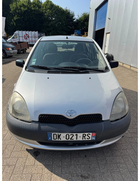 Toyota Yaris **PETROL-AIRCO** - Хечбек: снимка 2 Toyota Yaris **PETROL-AIRCO** - Хечбек: снимка 2