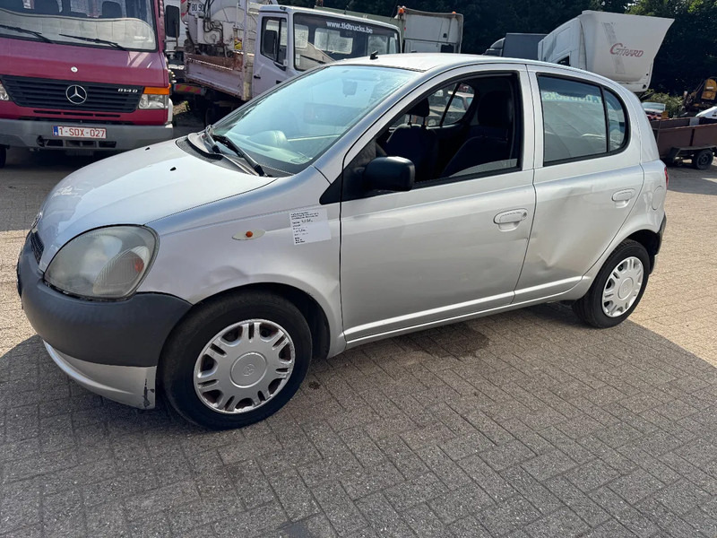 Toyota Yaris **PETROL-AIRCO** - Хечбек: снимка 1 Toyota Yaris **PETROL-AIRCO** - Хечбек: снимка 1