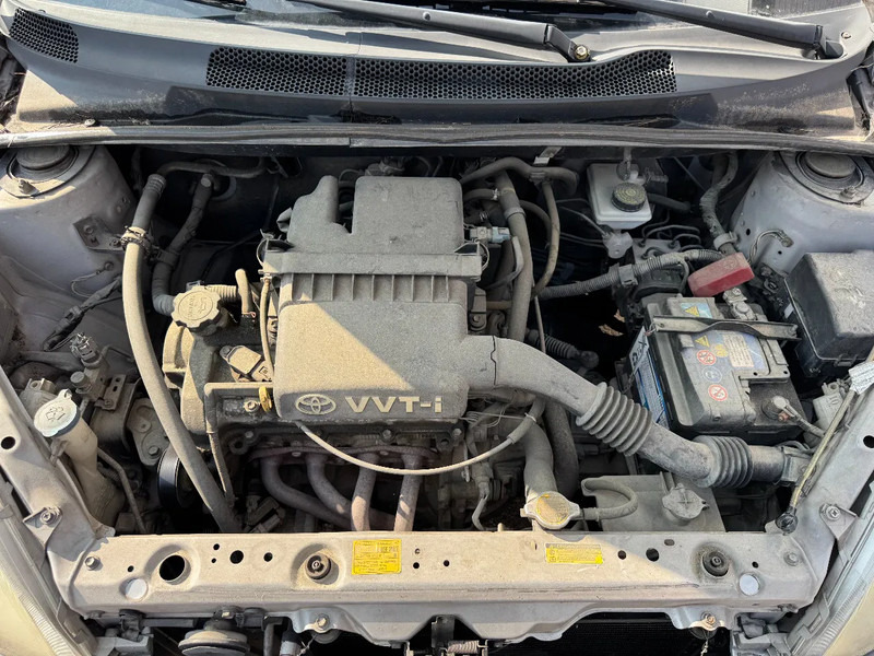 Хечбек Toyota Yaris **PETROL-AIRCO**: снимка 14