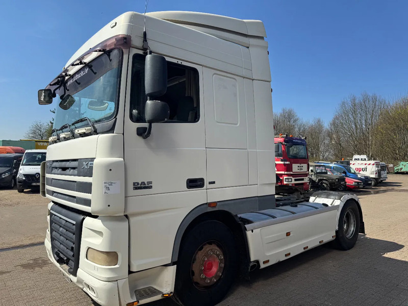 DAF XF 105.460 **EURO 5-RETARDER** - Влекач: снимка 2 DAF XF 105.460 **EURO 5-RETARDER** - Влекач: снимка 2