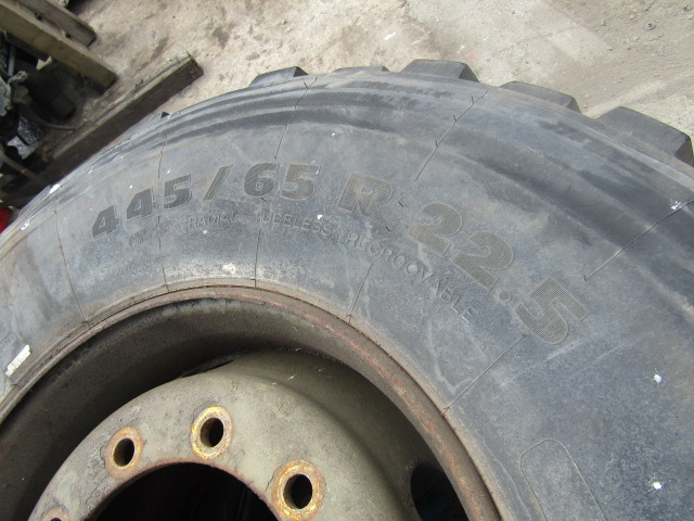 465/65/22.5 MICHELIN TRACK GRIP TYRE WITH RIM - Гума за Камион: снимка 3 465/65/22.5 MICHELIN TRACK GRIP TYRE WITH RIM - Гума за Камион: снимка 3