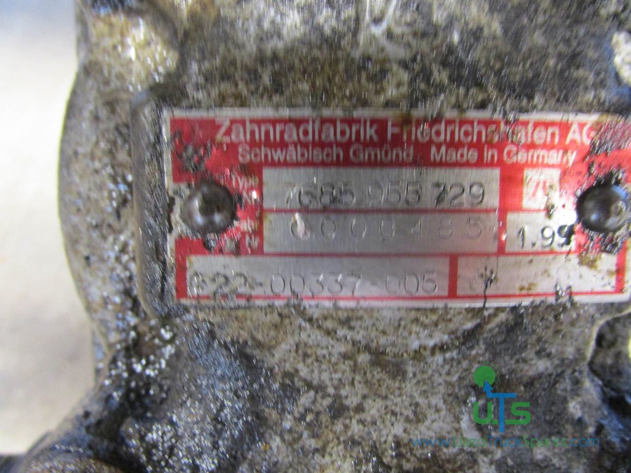 CAT C10 / C12 ZF POWER STEERING PUMP P/NO 7685955729 - Кормилно управление за Камион: снимка 2 CAT C10 / C12 ZF POWER STEERING PUMP P/NO 7685955729 - Кормилно управление за Камион: снимка 2