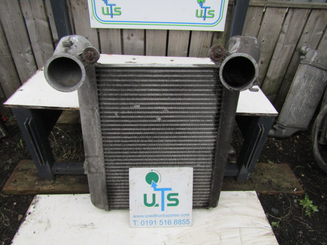 DAF CF 75 INTERCOOLER P/NO 1371318 - Радиатор за Камион: снимка 2 DAF CF 75 INTERCOOLER P/NO 1371318 - Радиатор за Камион: снимка 2